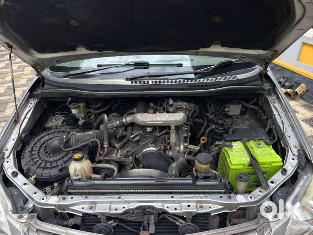 Toyota Innova 2.0 V, 2013, Diesel