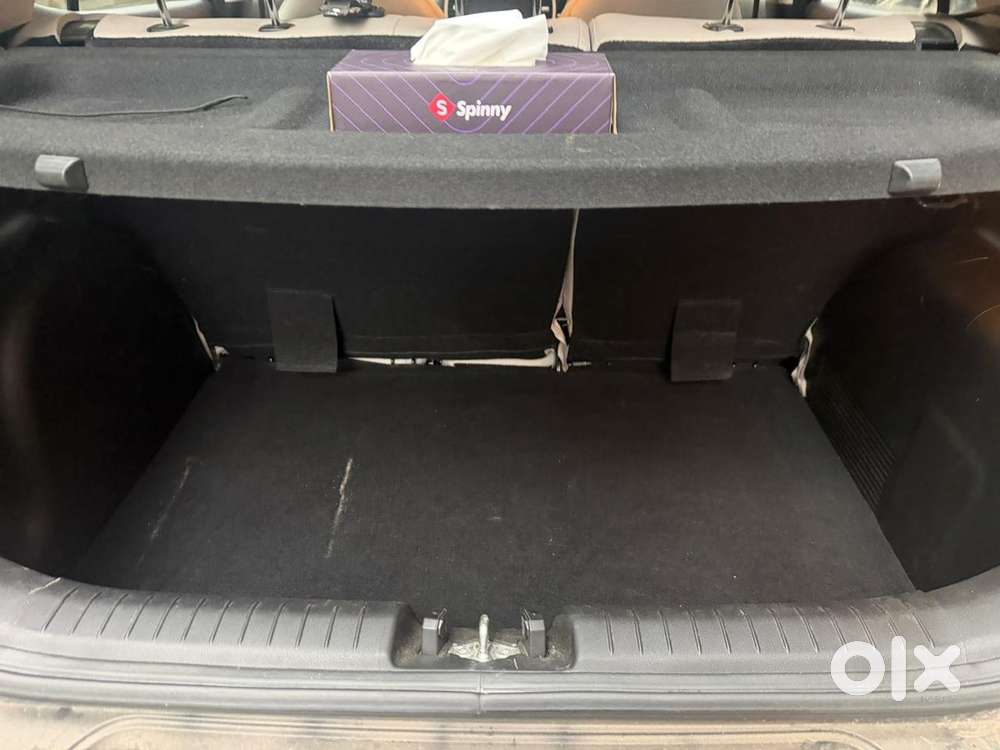 Hyundai Venue 2024 Manual