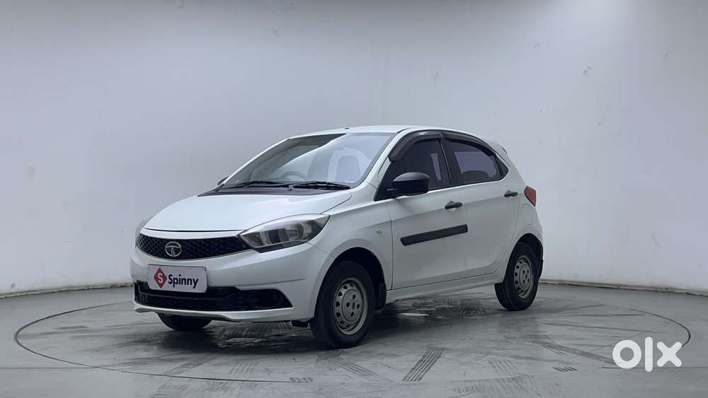 Tata Tiago 1.2 Revotron Xm, 2016, Petrol