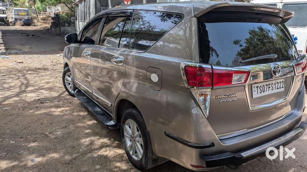 Toyota Innova Crysta 2017
