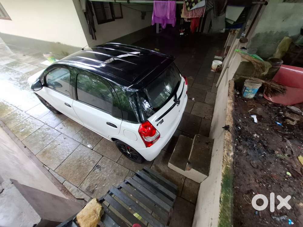Toyota Etios Liva Petrol 2015