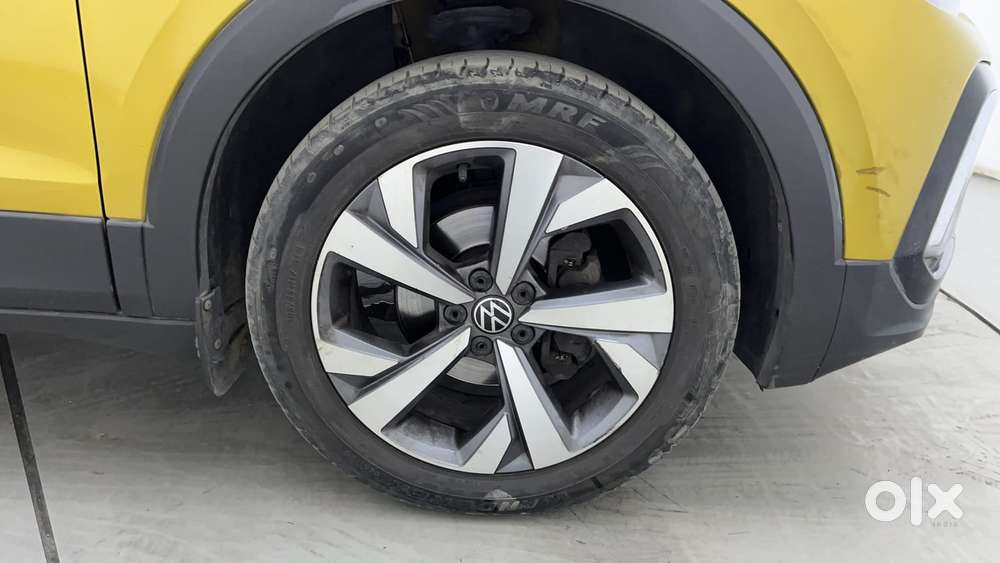 Volkswagen Taigun Topline 1.0 Tsi Mt (electric Seats), 2021, Petrol