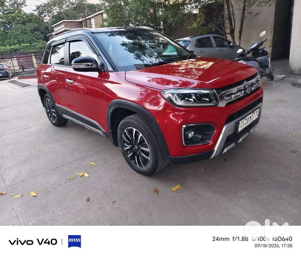 Maruti Suzuki Brezza 1.5 Zxi At Smart Hybrid Dual Tone, 2021, Petrol