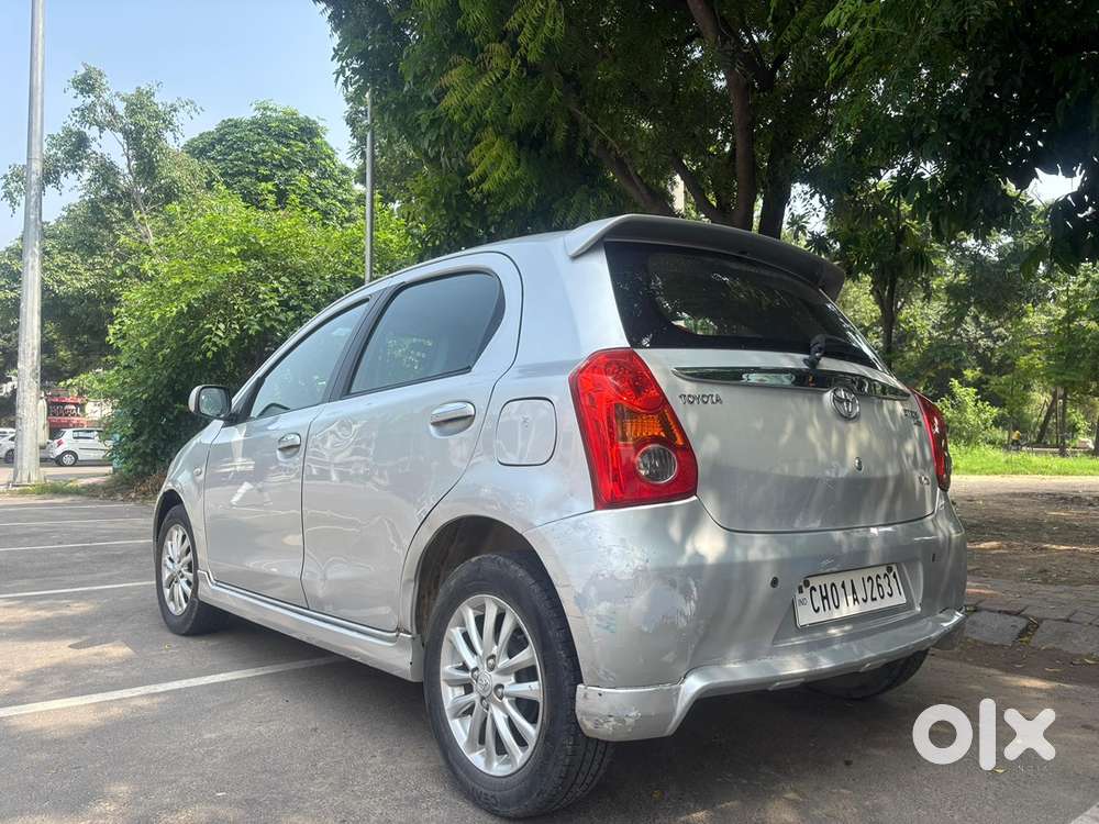 Toyota Etios Liva 2011 Top Model For Sale