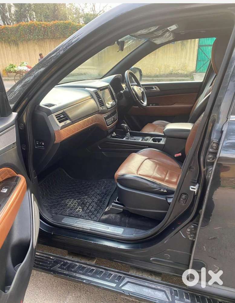 Mahindra Alturas G4 Diesel Well Maintained