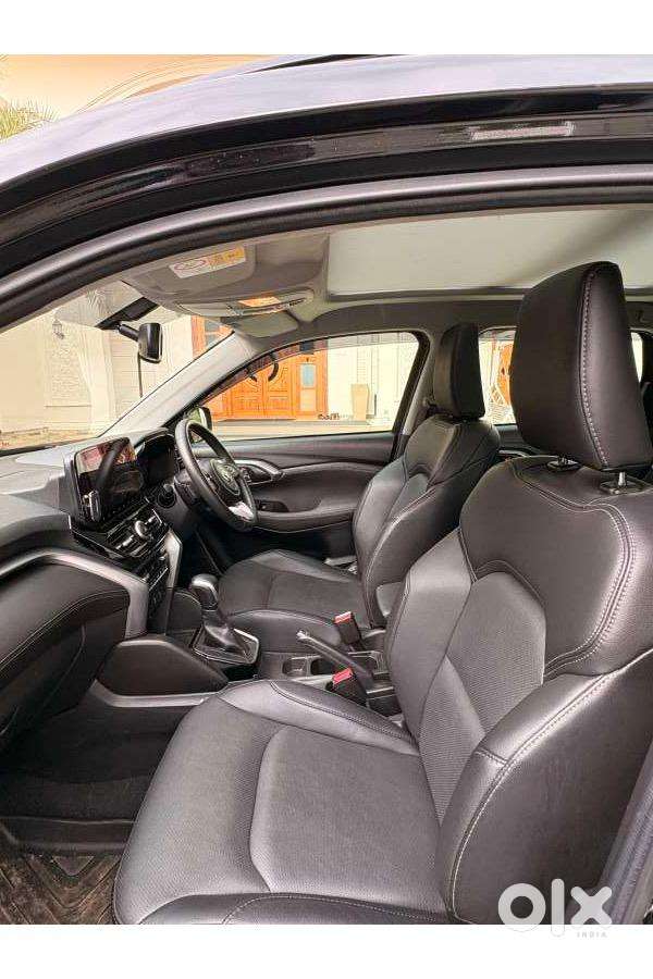 Toyota Urban Cruiser Hyryder 2024 Petrol Well Maintained