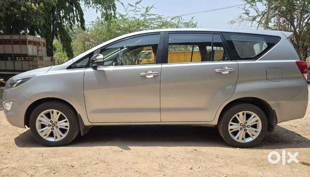 Toyota Innova Crysta 2.8 Zx At 7 Seater, 2018, Diesel
