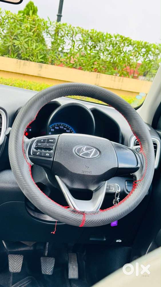 Hyundai Venue 1.2 S (o), 2021, Petrol