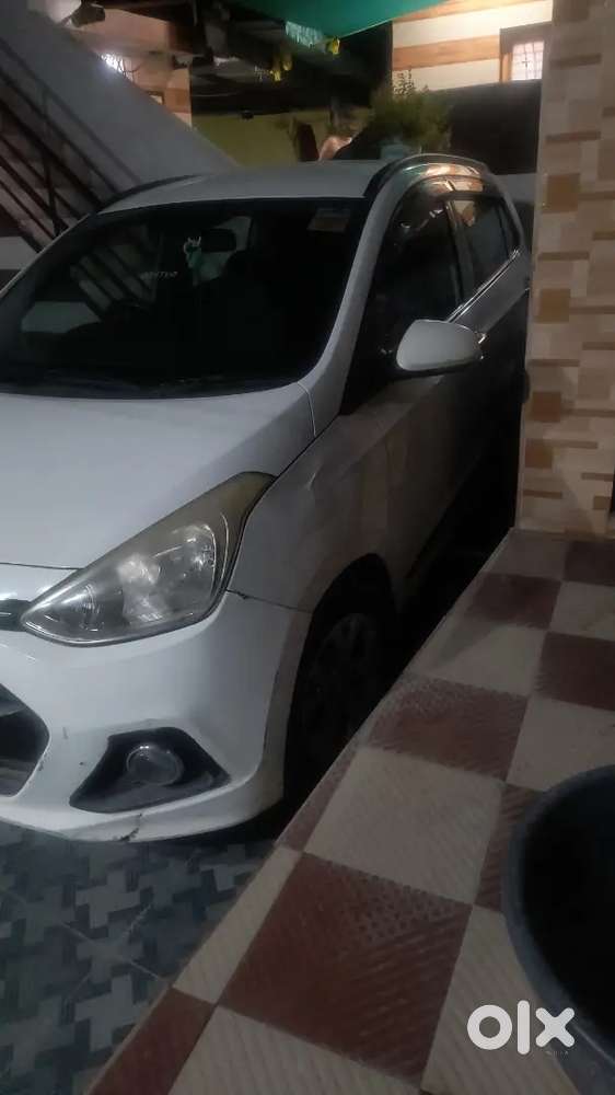 Hyundai Grand I10 Sportz 2014