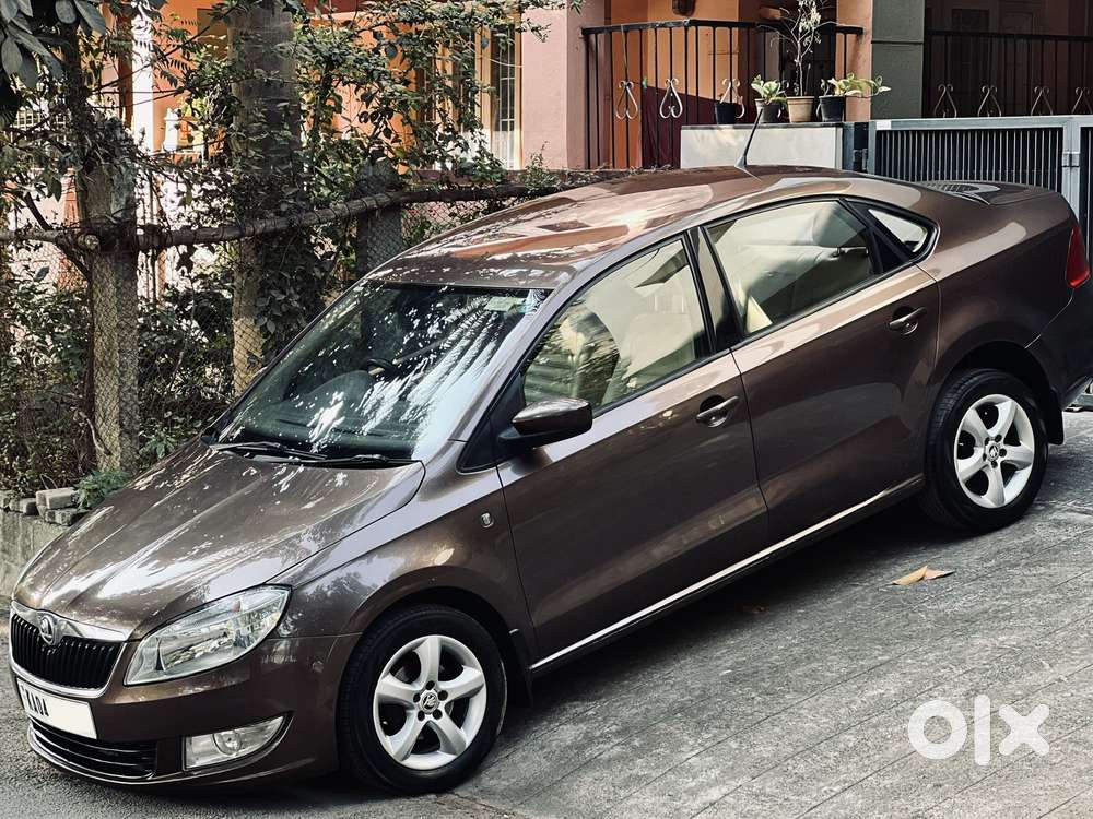 Skoda Rapid 2013-2016 1.5 Tdi At Ambition With Alloy Wheel, 2015, Di..