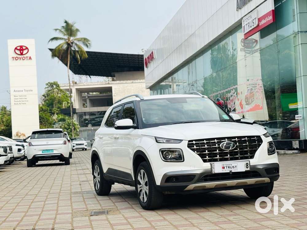Hyundai Venue S Plus Mt 1.2 Kappa, 2022, Petrol