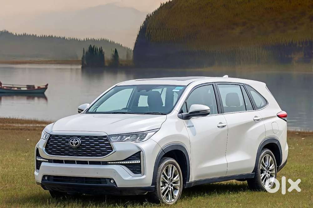 Toyota Innova Hycross 2.0 Zx (o) Hybrid 7 Str, 2026, Petrol