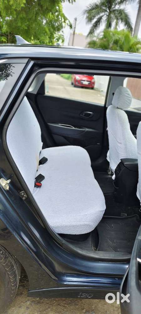 Hyundai New I20 1.2 Asta (o) Mt, 2023, Petrol
