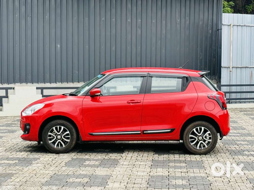 Maruti Suzuki Swift Vxi Optional, 2023, Petrol