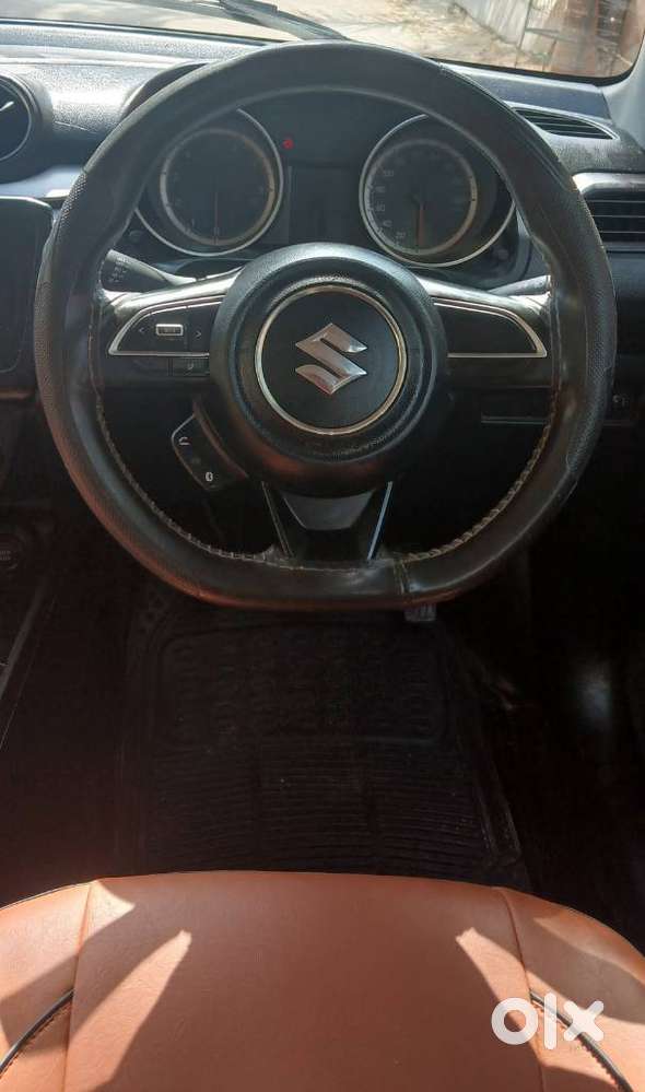 Maruti Suzuki Swift Vxi + Manual, 2022, Petrol
