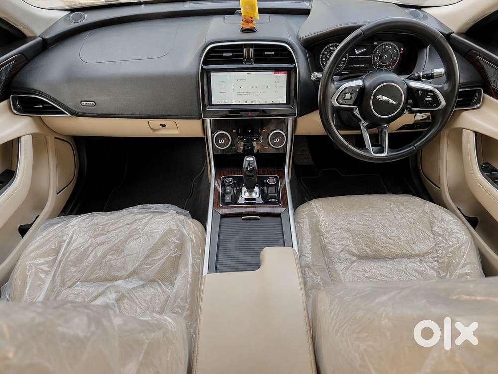 Jaguar Others Xe, 2021, Petrol