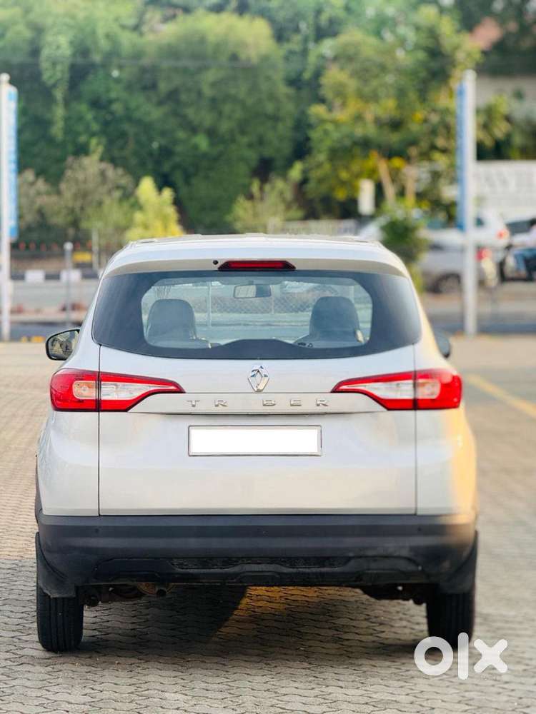 Renault Triber Rxl, 2021, Petrol