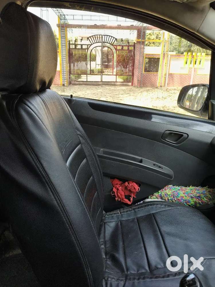 Chevrolet Beat Lt टॉप मॉडल डीजल 25 माइलेज  नए टायर और बैटरी फैमिल Car