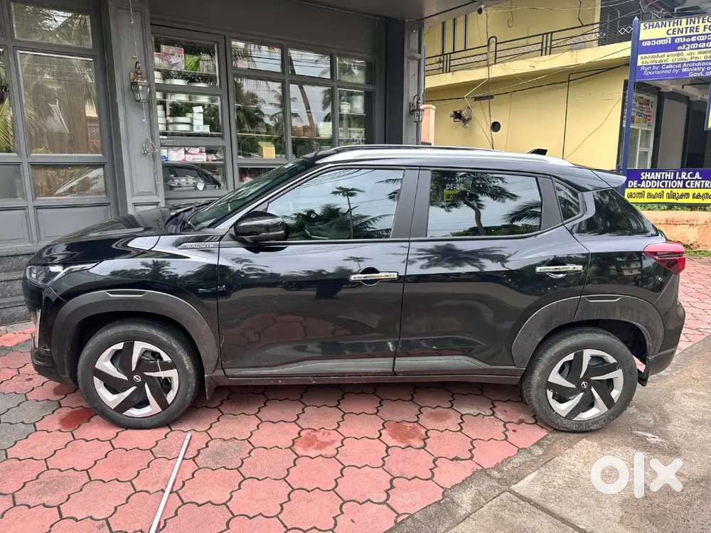 Nissan Magnite Cvt 2025 // Low Run 1 // Yr Old
