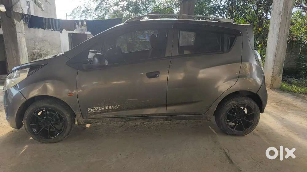Chevrolet Beat Lt Petrol 2012