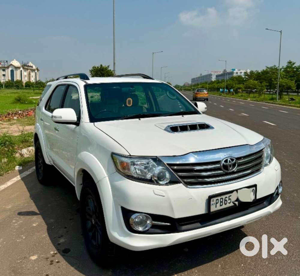 Toyota Fortuner 3.0 4x2 Automatic, 2015, Diesel