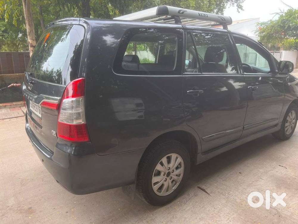 Toyota Innova 2.5 G (diesel) 8 Seater, 2015, Diesel