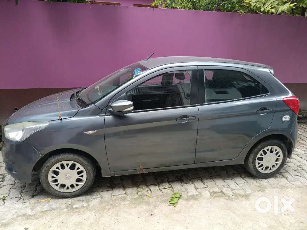 Ford Figo Trend 2016