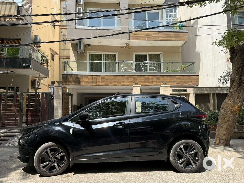 Tata Automatic Petrol 2022 Car