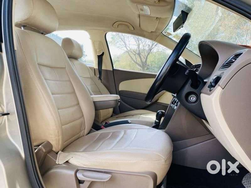 Skoda Rapid 1.5 Tdi At Ambition With Alloy Wheel, 2015, Diesel