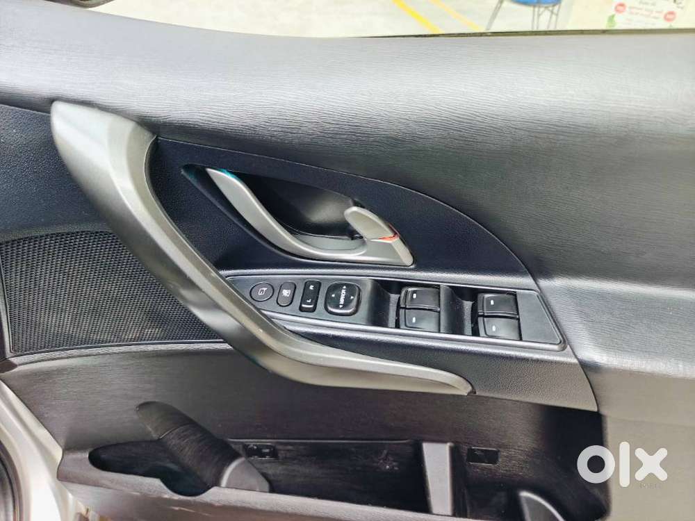 Mahindra Xuv500 2.2 W10, 2017, Diesel