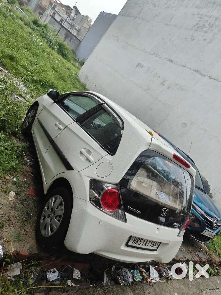 Honda Brio Vx Oct  2012 , Only Petrol Fix Price