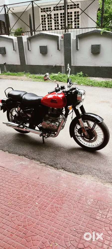 Royal Enfield Classic 350 2022 bs6 cherry red colour