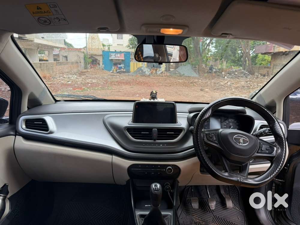Tata Altroz Petrol Manual 2022