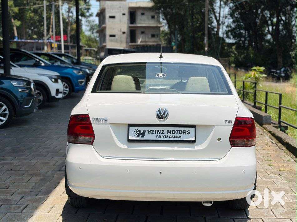 Volkswagen Vento 1.2 Tsi Highline At, 2015, Petrol