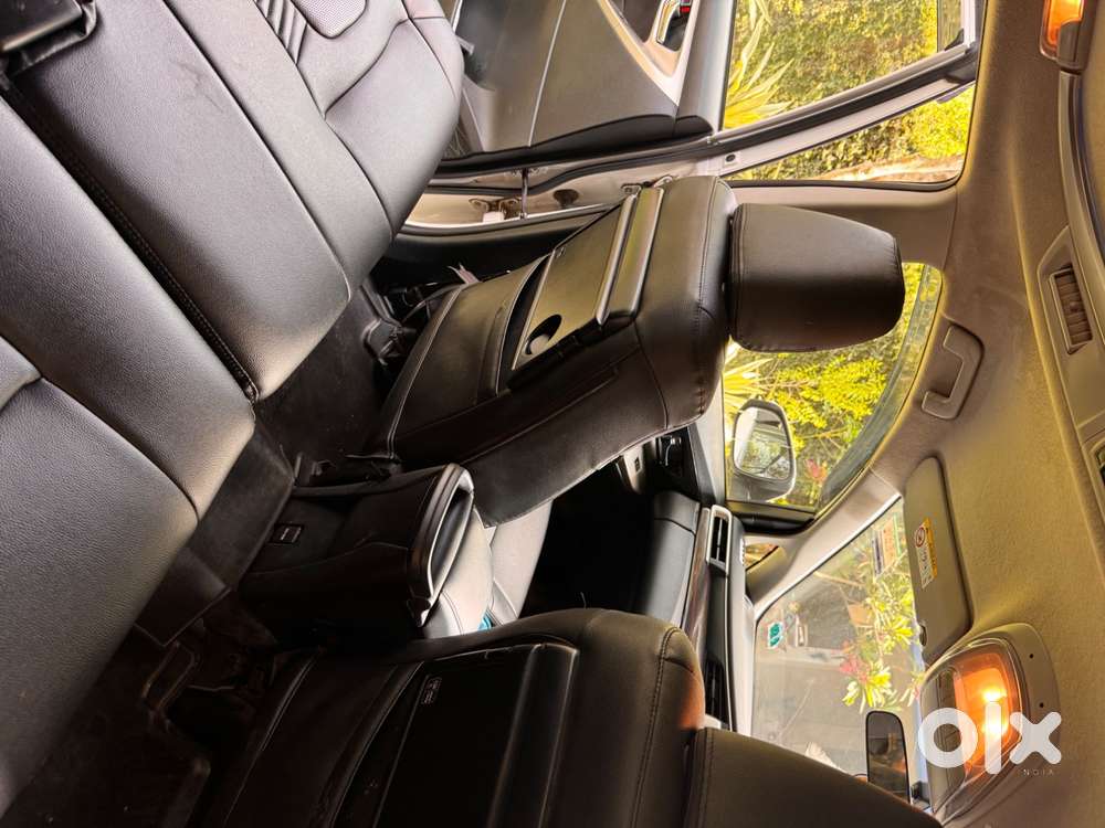 Innova Crysta Vx ( Diesel )2020