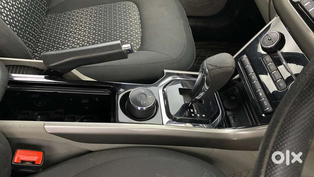 Tata Nexon 1.2 Revotron Xza Plus, 2019, Petrol