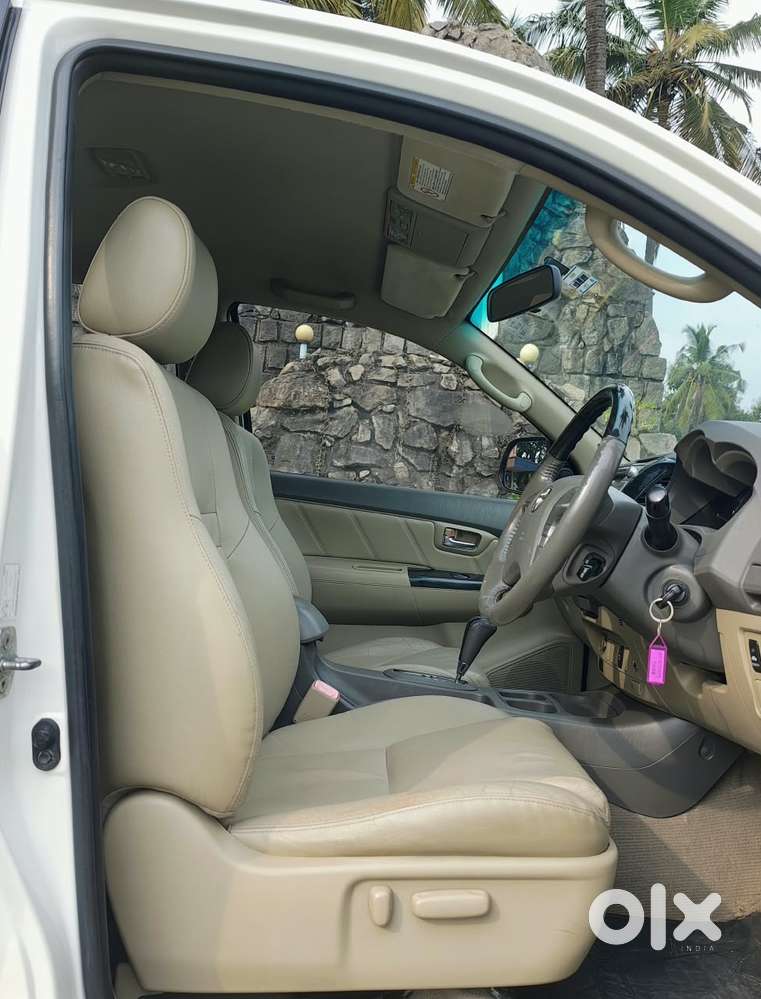 Toyota Fortuner 3.0 4x2 Automatic, 2012, Diesel