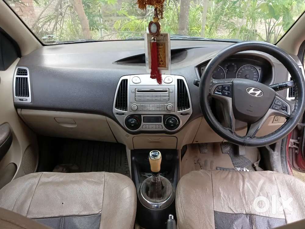I20 Diesel Sportz Model Good Condition All Tyre In New Condition...
