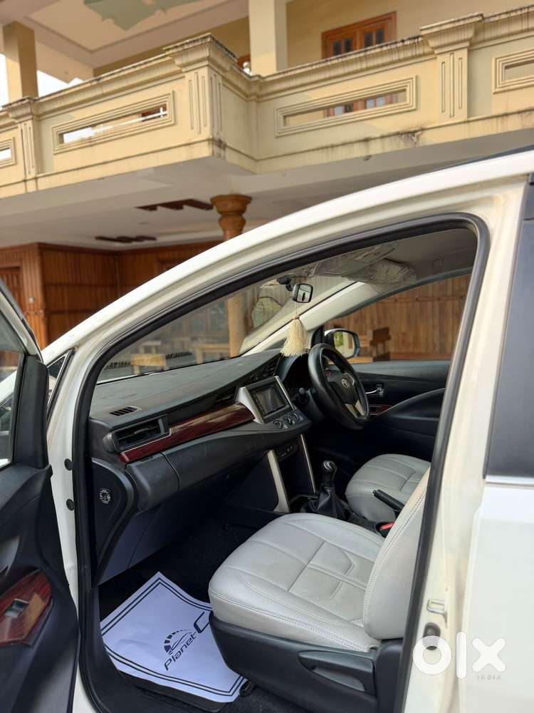 Toyota Innova Crysta 2.4 G Mt, 2018, Diesel