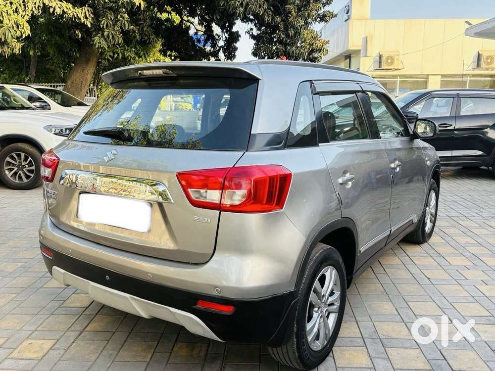 Maruti Suzuki Vitara Brezza Zdi+ Dual Tone Mt, 2016, Diesel