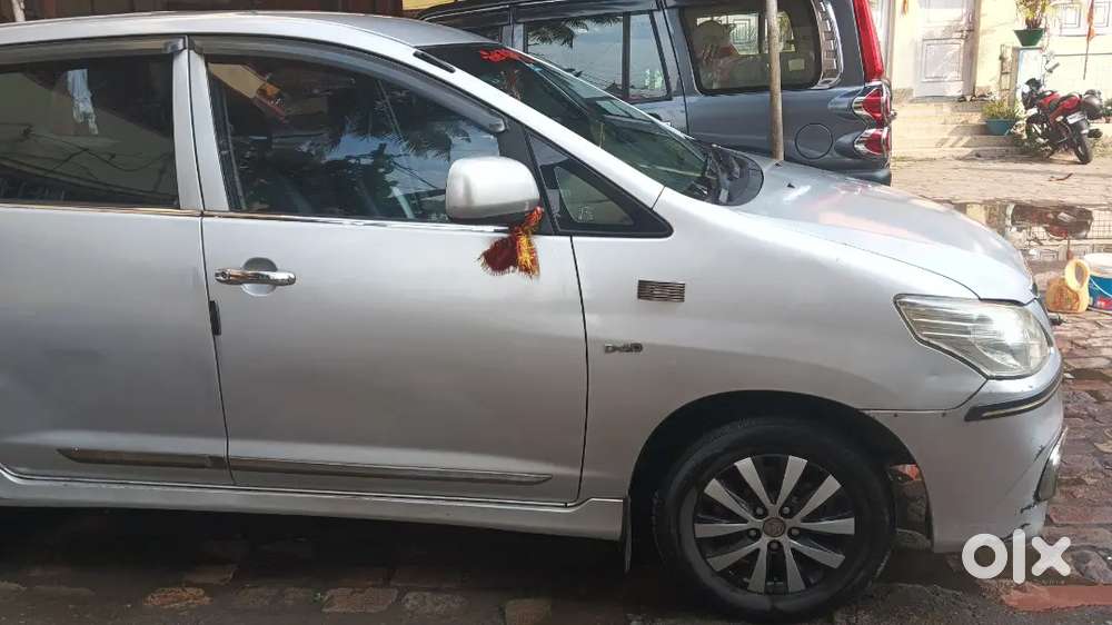 Toyota Innova 2016 Diesel 92000 Km Driven