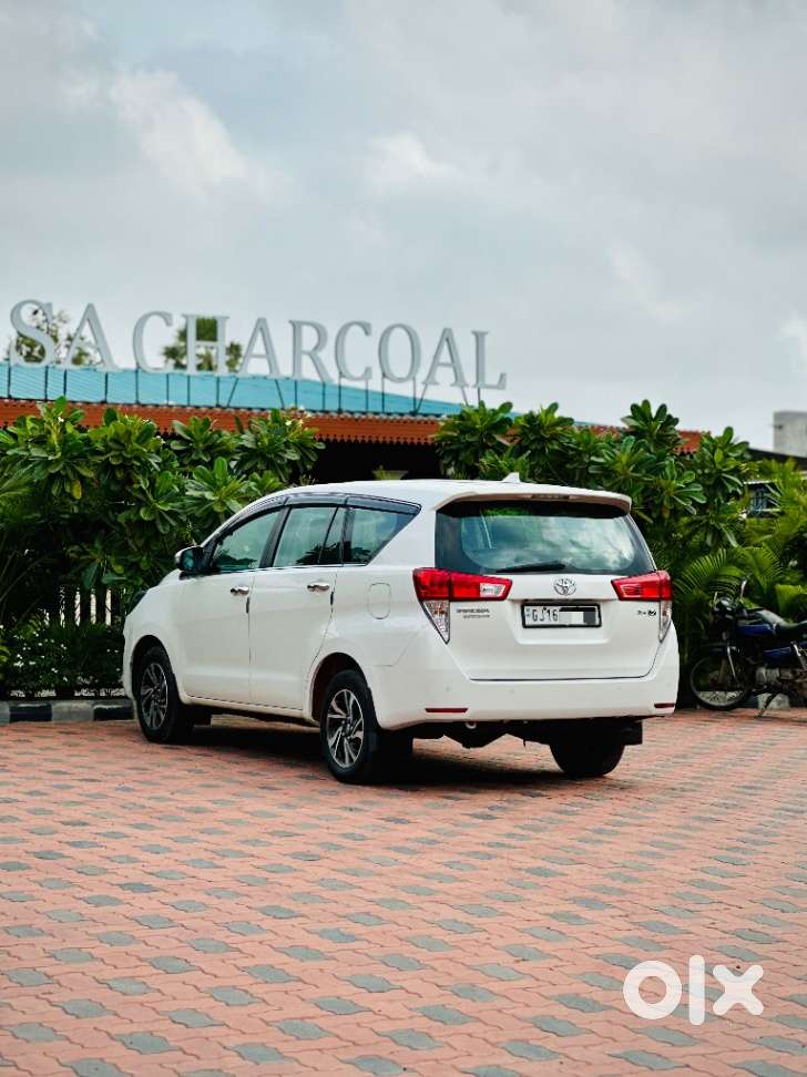 Toyota Innova Crysta 2.4 V 8 Str, 2021, Diesel
