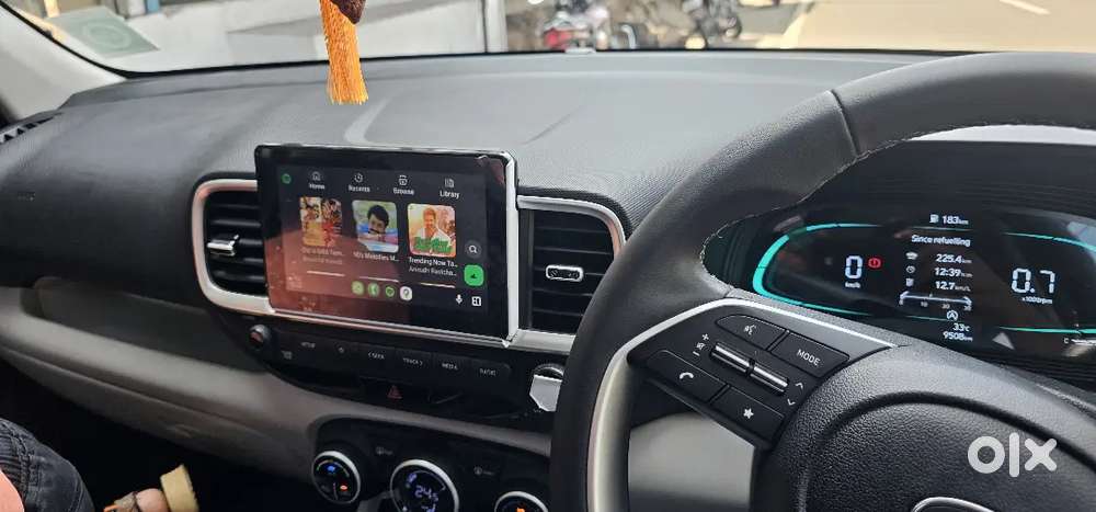 Hyundai Venue 2025 Diesel 9500 Km Driven