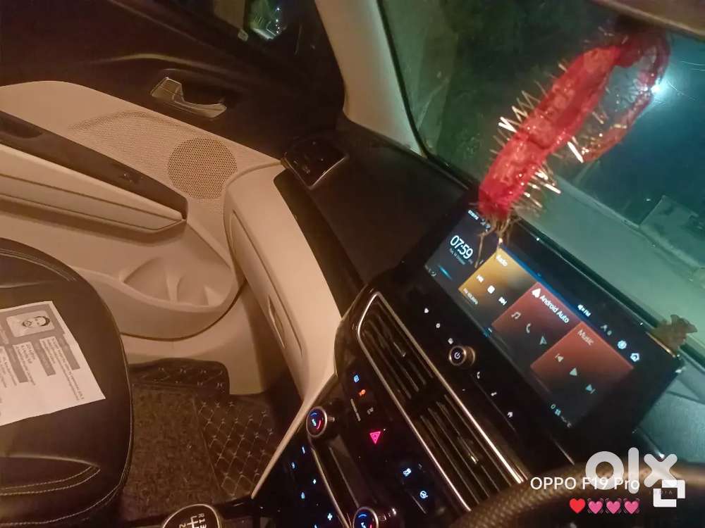 Mahindra Xuv 3xo 2024 Petrol 38321 Km Driven , It's Showroom Condition