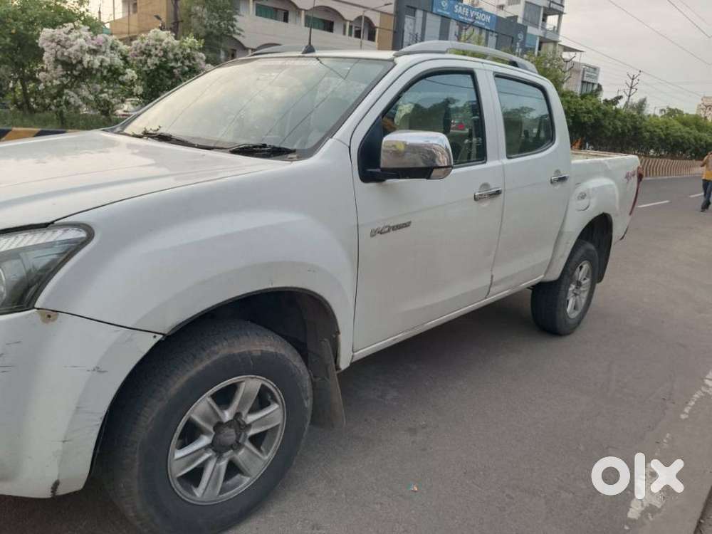 Isuzu V-cross Z 4x4 Mt, 2017, Diesel