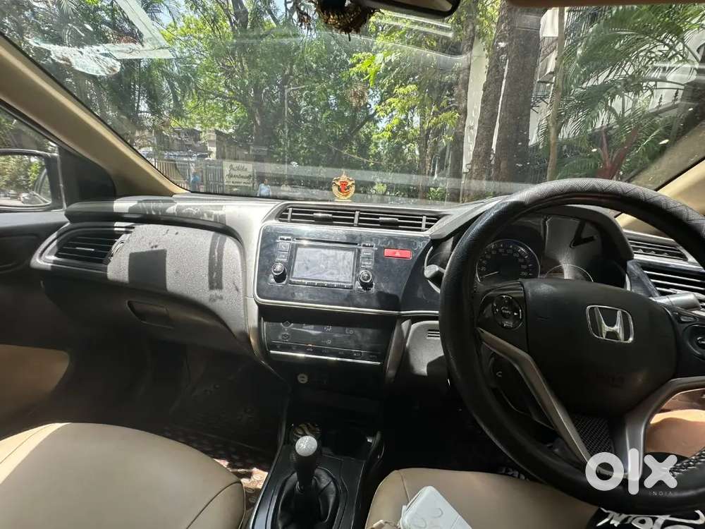 Premium 2014 Honda City 1.5 I-vtec V Mt.  Smooth Drive
