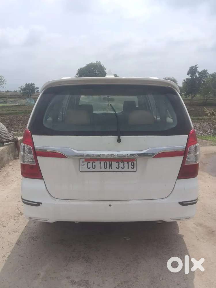 Toyota Innova Vx 2012 Diesel 8 Str