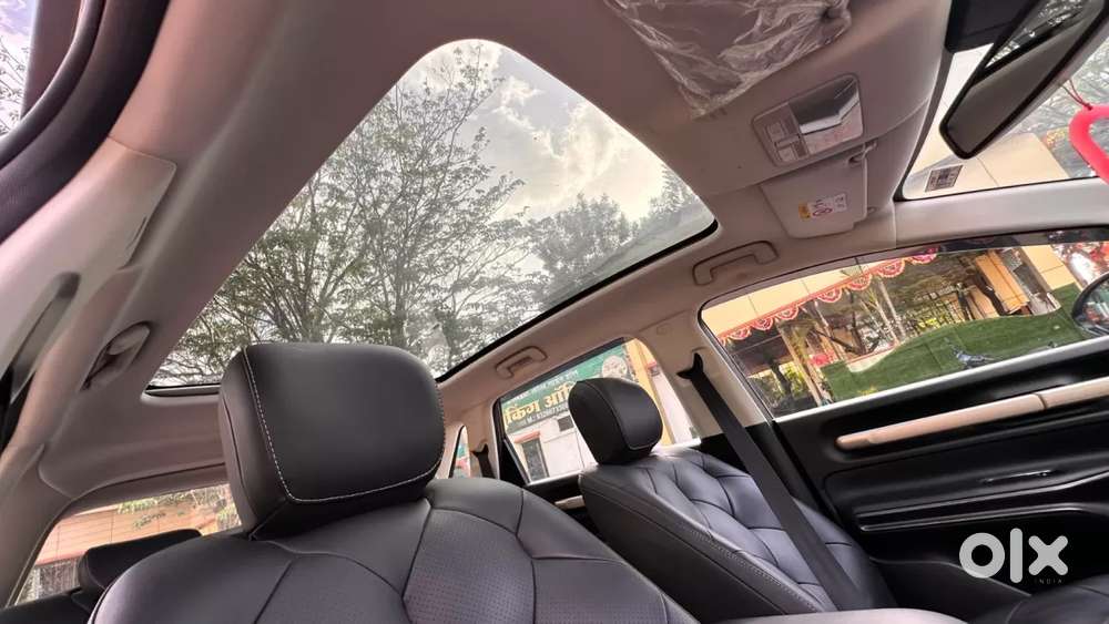 Mg Windsor Ev Essence, 2025, Electric