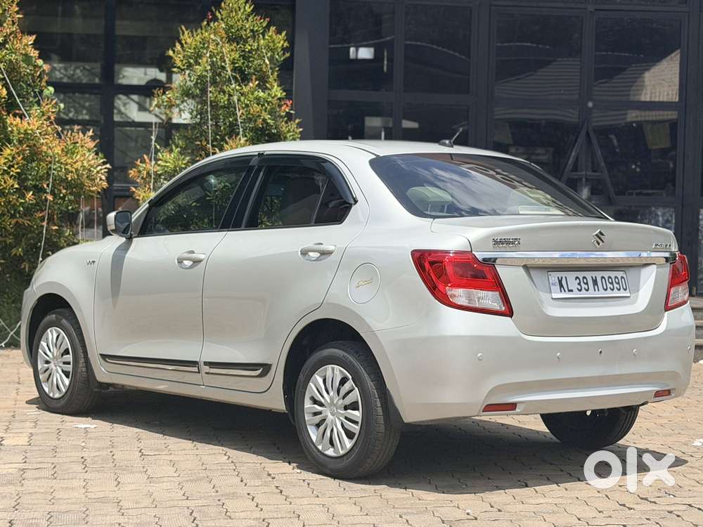 Maruti Suzuki Swift Dzire Vxi(o) Mt, 2017, Petrol