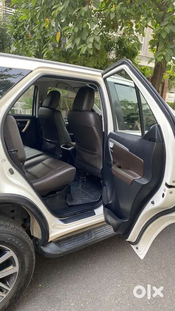 Toyota Fortuner 4x4 Automatic 2017 Diesel Excellent Condition